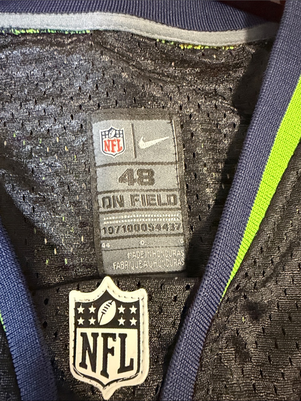 Nike Black & Neon Green Seahawks #24 Men's Jersey - Picture 2 of 7